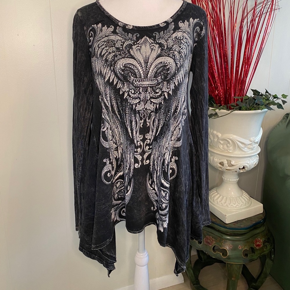 NWOT rhinestone tunic